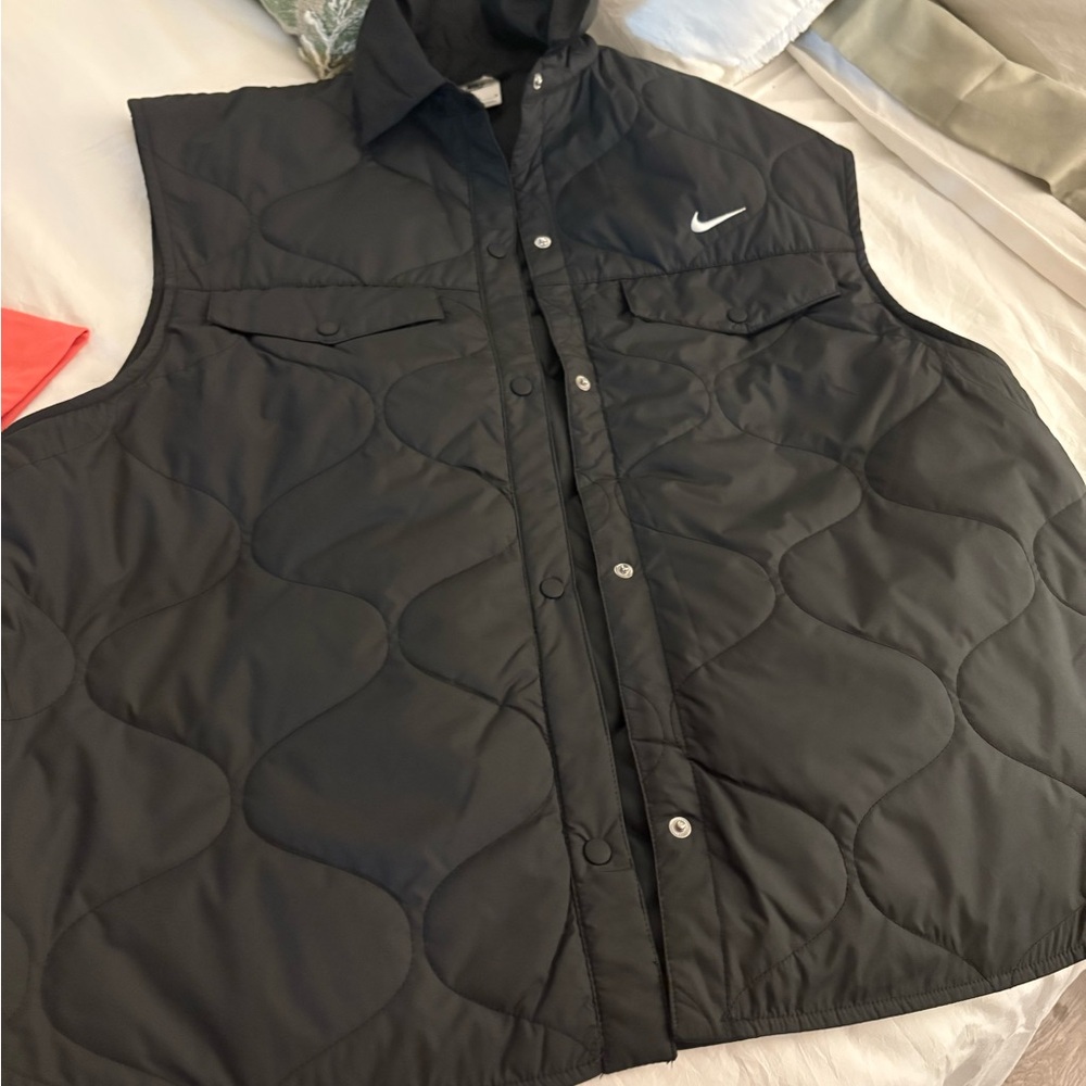 Nike Men's Black Padded Vest